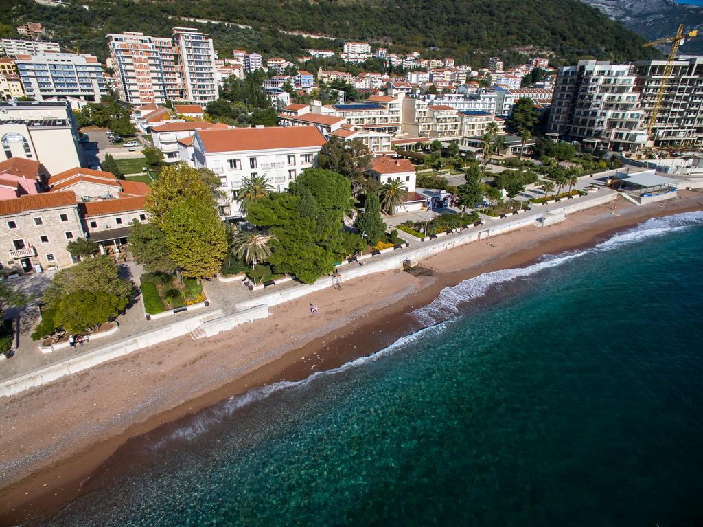 De Lux Apartments Petrovac Eksteriør billede