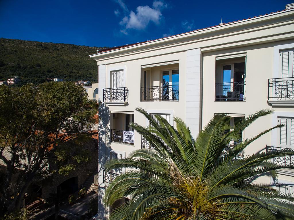 De Lux Apartments Petrovac Eksteriør billede