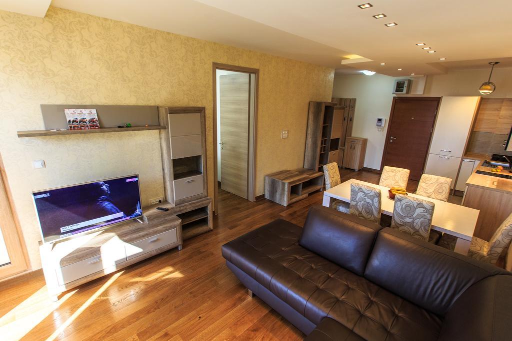 De Lux Apartments Petrovac Eksteriør billede