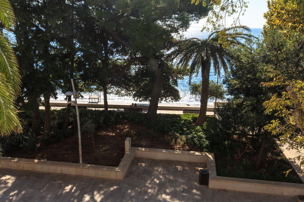 De Lux Apartments Petrovac Eksteriør billede